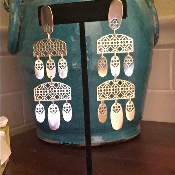 Kendra Scott Chandelier Earrings